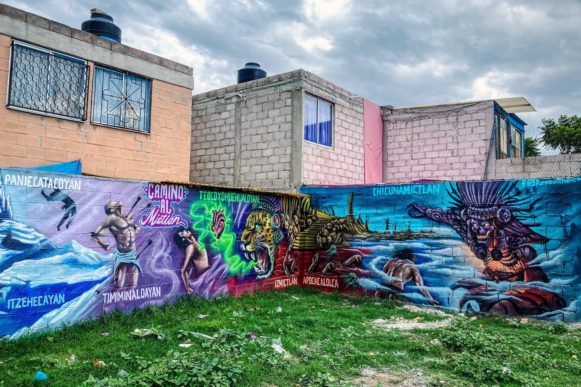 Aztec mythology-themed mural in the Ecatepec district.